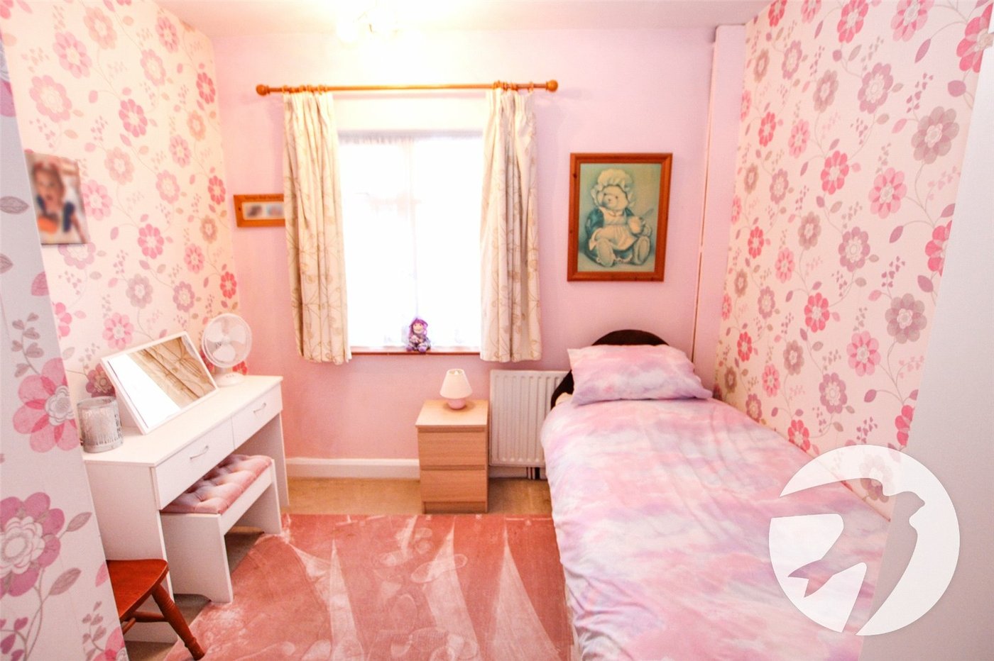 3 bedroom house for sale in London | Robinson Jackson