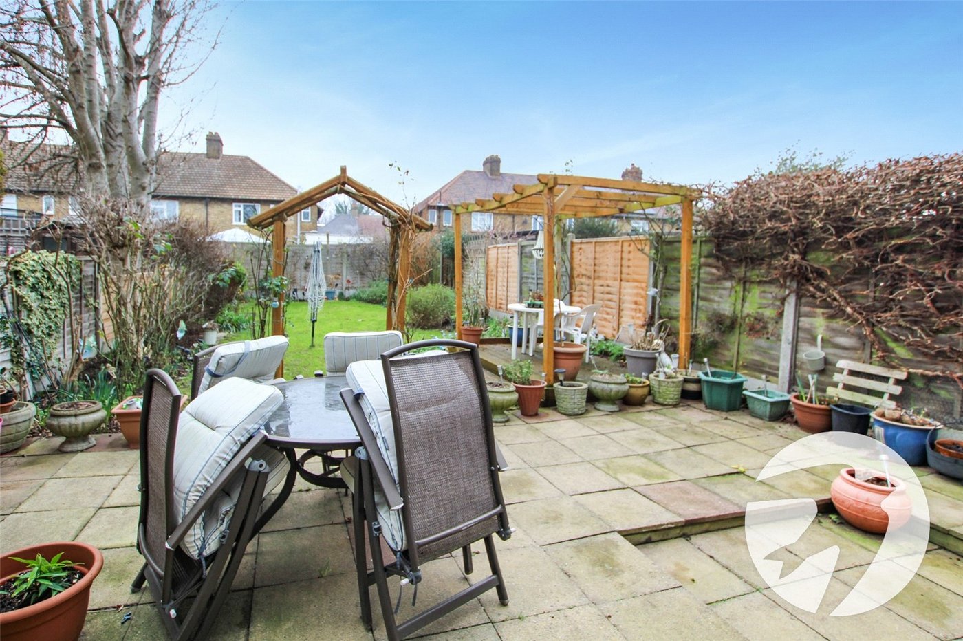 3 bedroom house for sale in London | Robinson Jackson