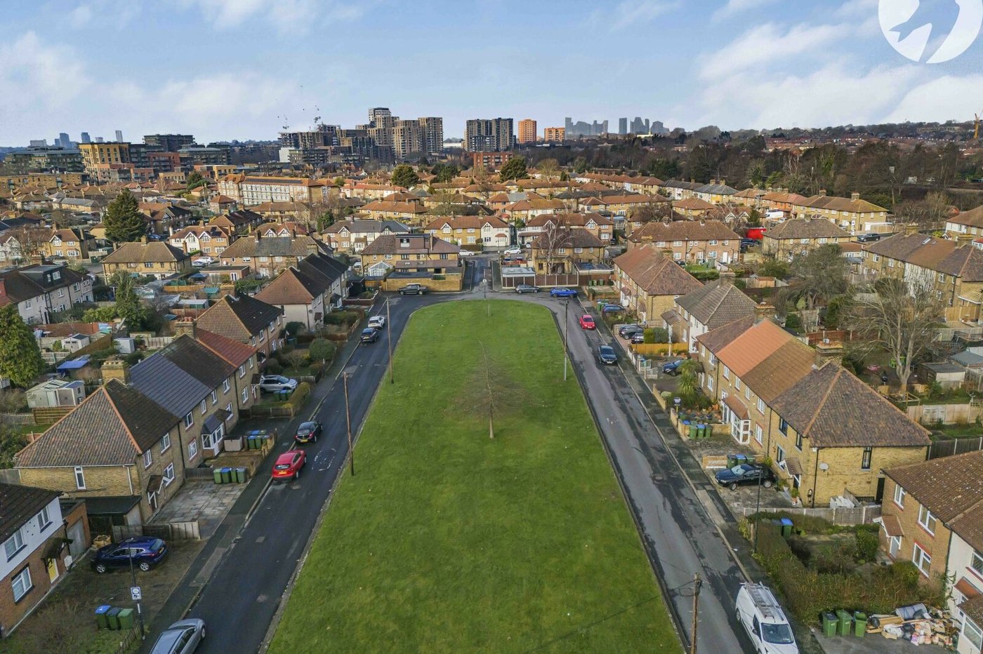 3 bedroom house for sale in London | Robinson Jackson