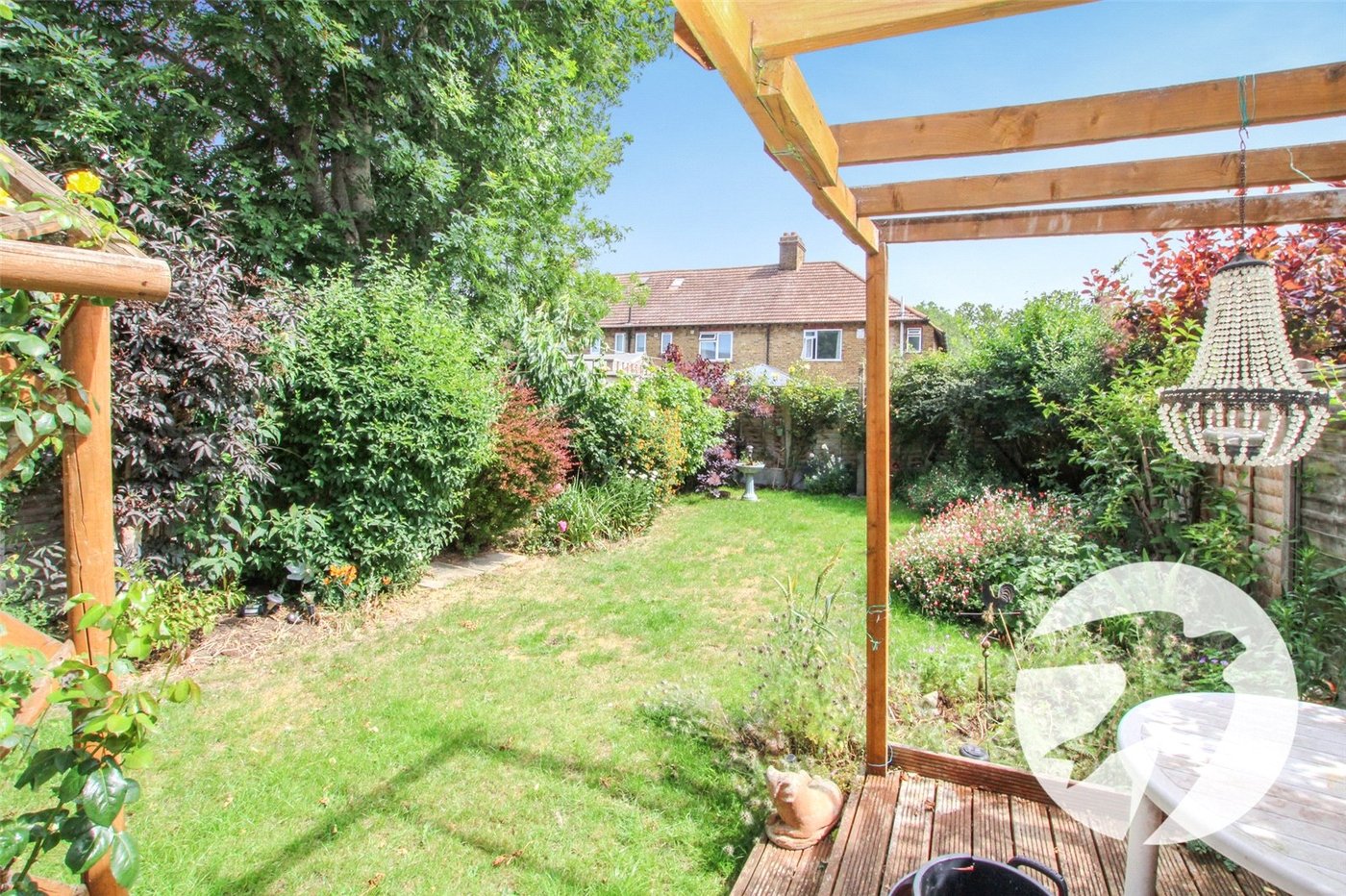 3 bedroom house for sale in London | Robinson Jackson