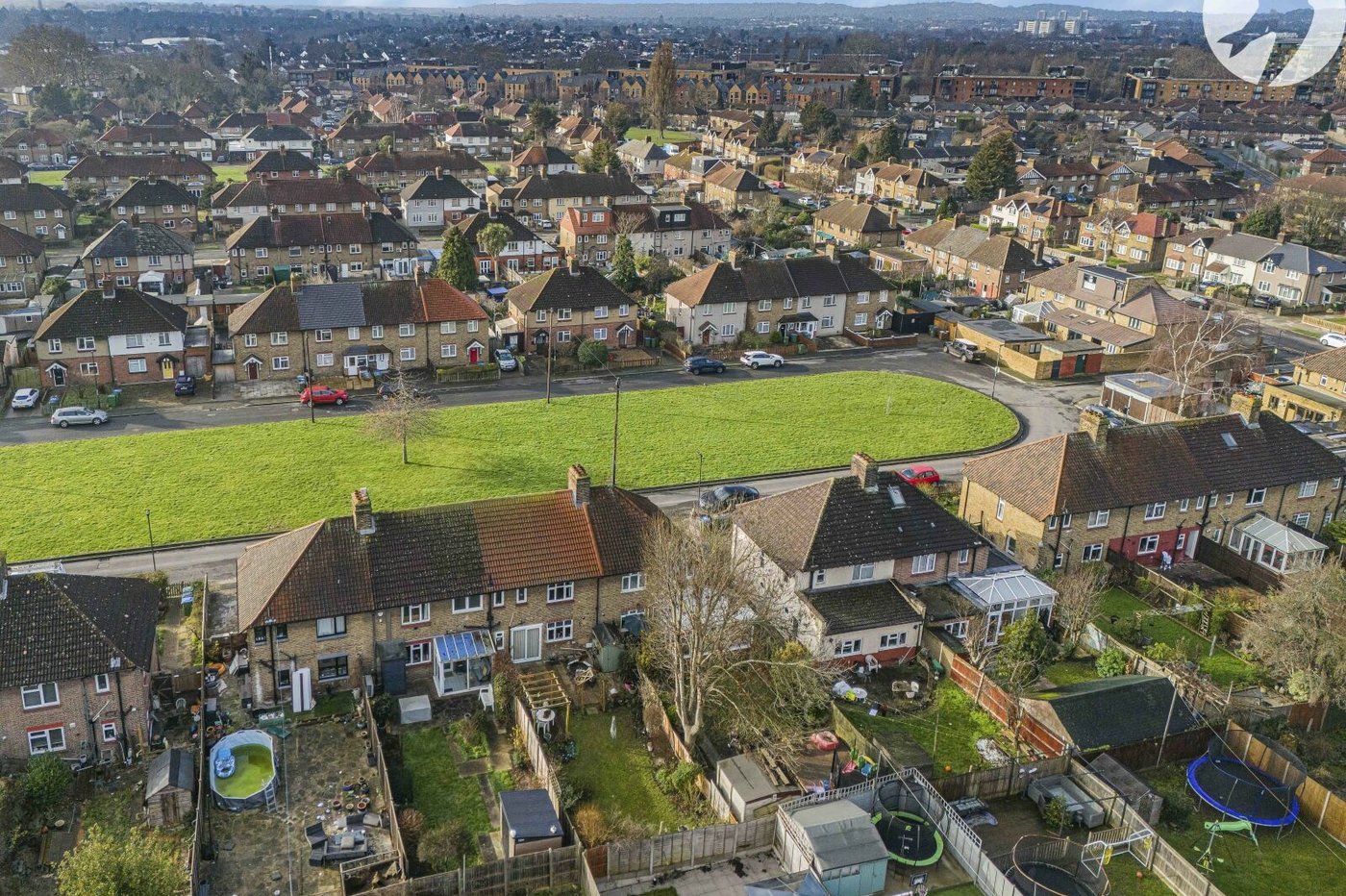 3 bedroom house for sale in London | Robinson Jackson