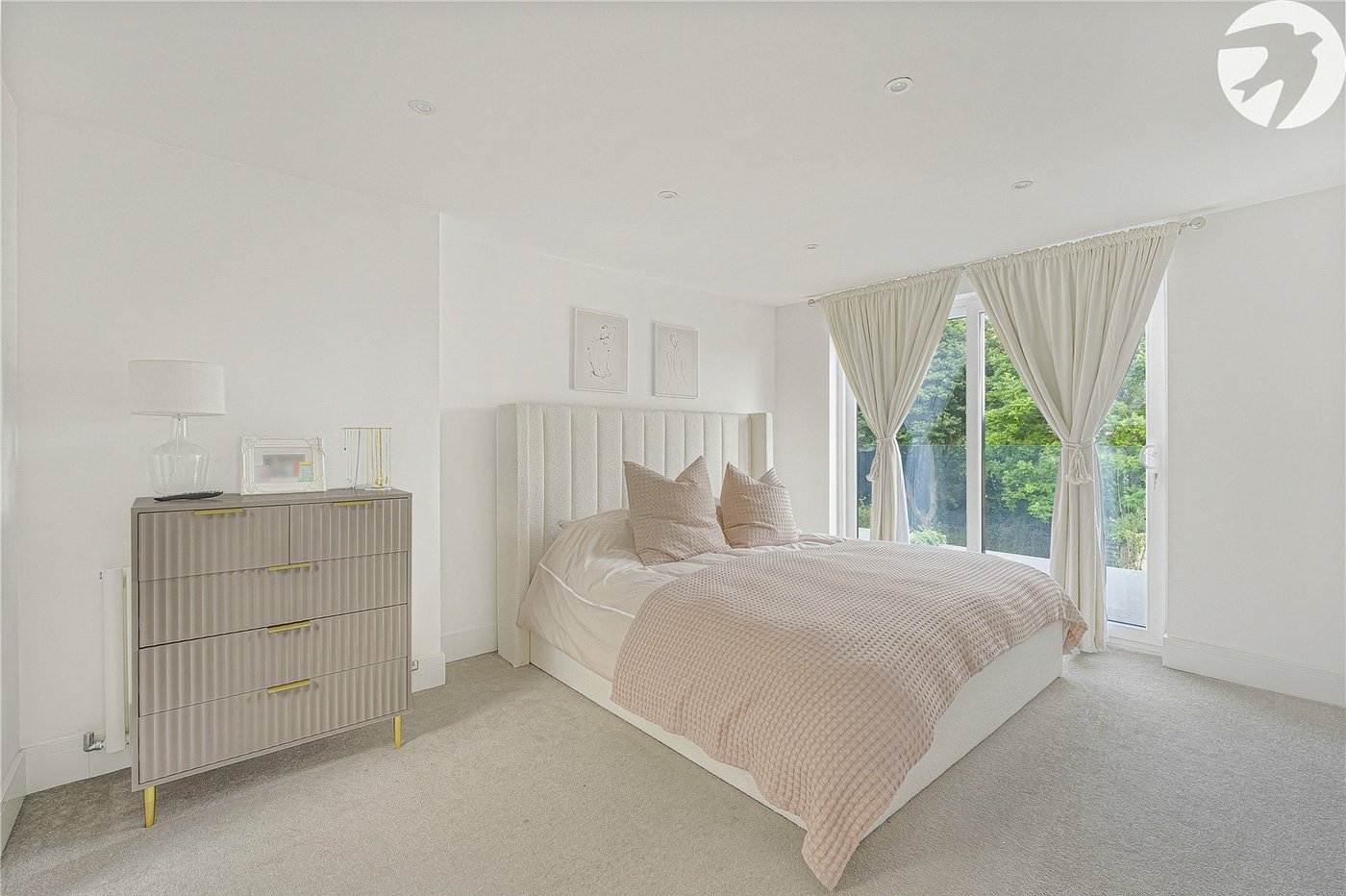 5 bedroom bungalow for sale in Sutton At Hone | Robinson Jackson