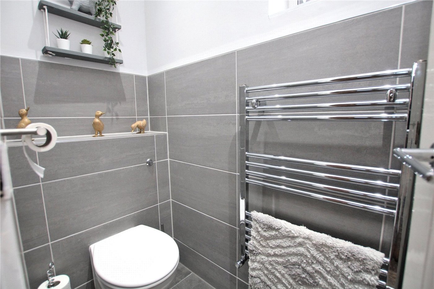 3 bedroom house for sale in London | Robinson Jackson