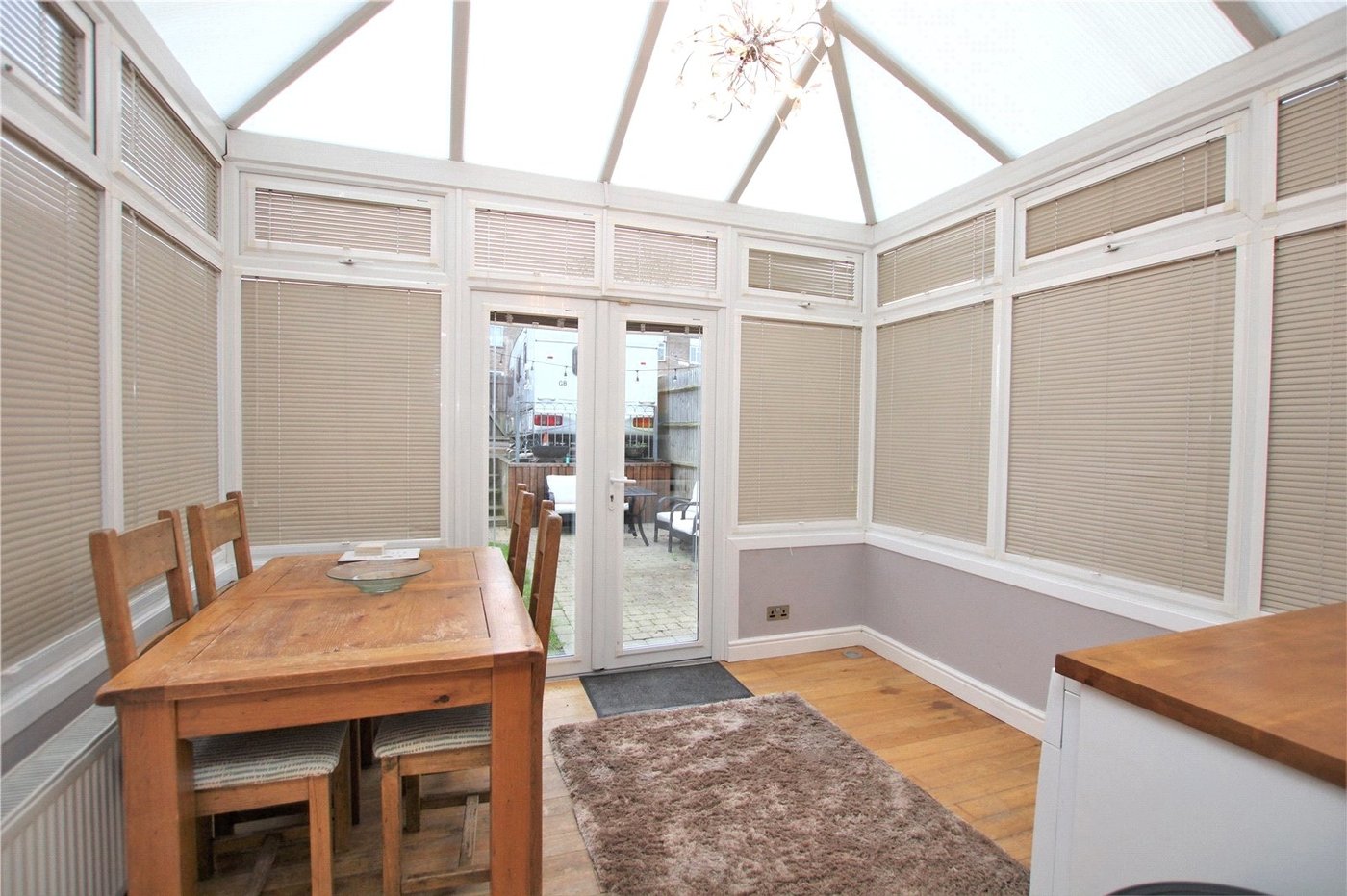 3 bedroom house for sale in London | Robinson Jackson