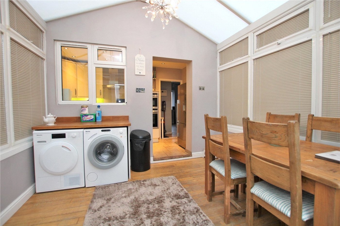 3 bedroom house for sale in London | Robinson Jackson