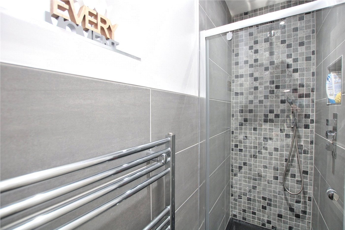 3 bedroom house for sale in London | Robinson Jackson