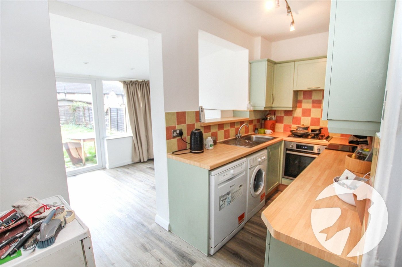 3 bedroom house for sale in London | Robinson Jackson