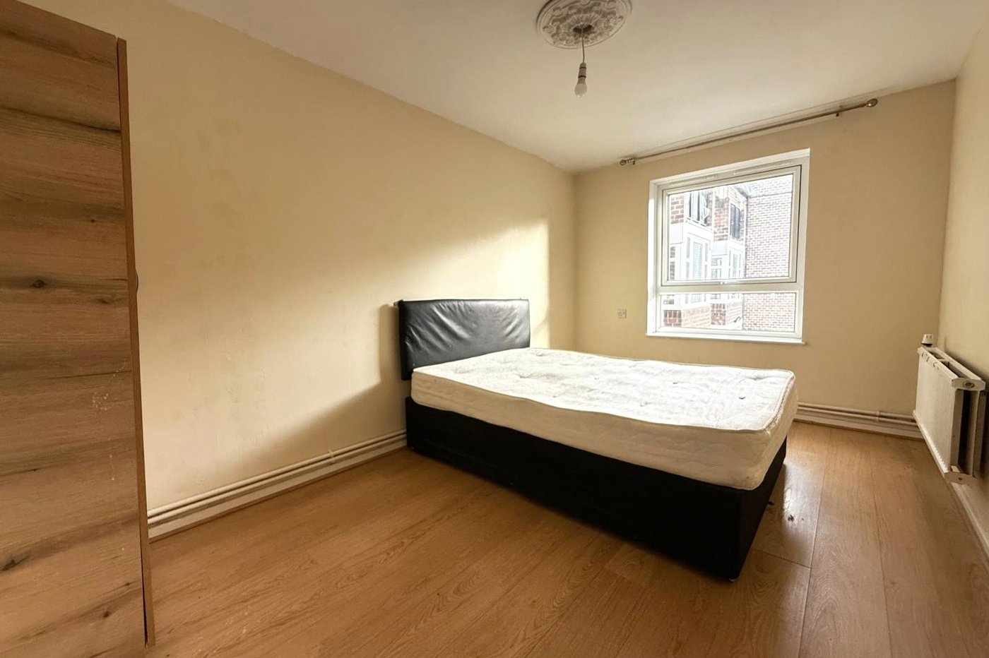 1 bedroom property for sale in London | Robinson Jackson