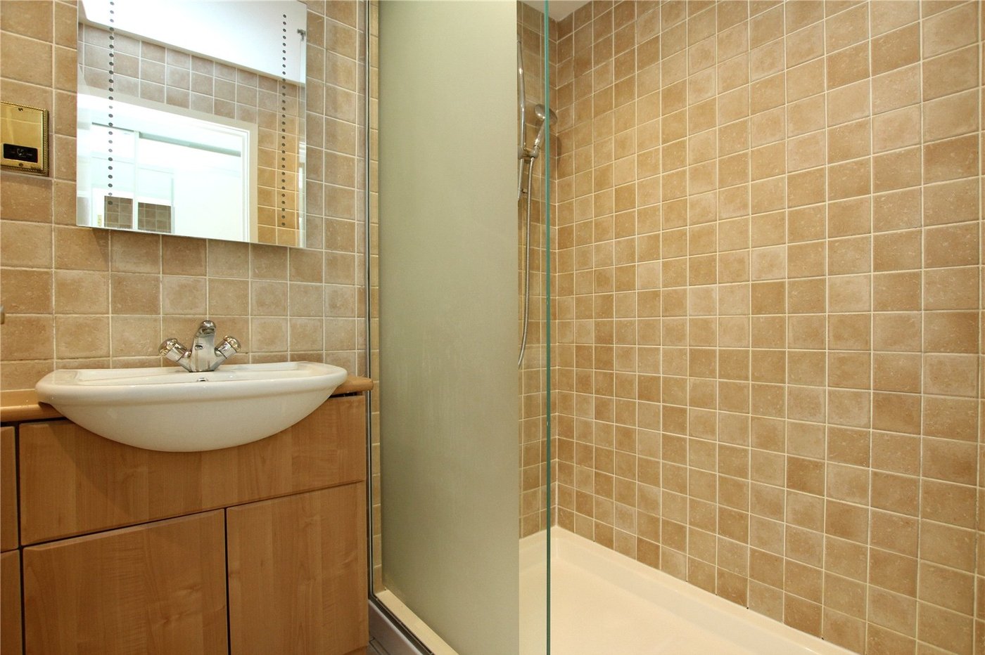 3 bedroom house for sale in Shooters Hill | Robinson Jackson
