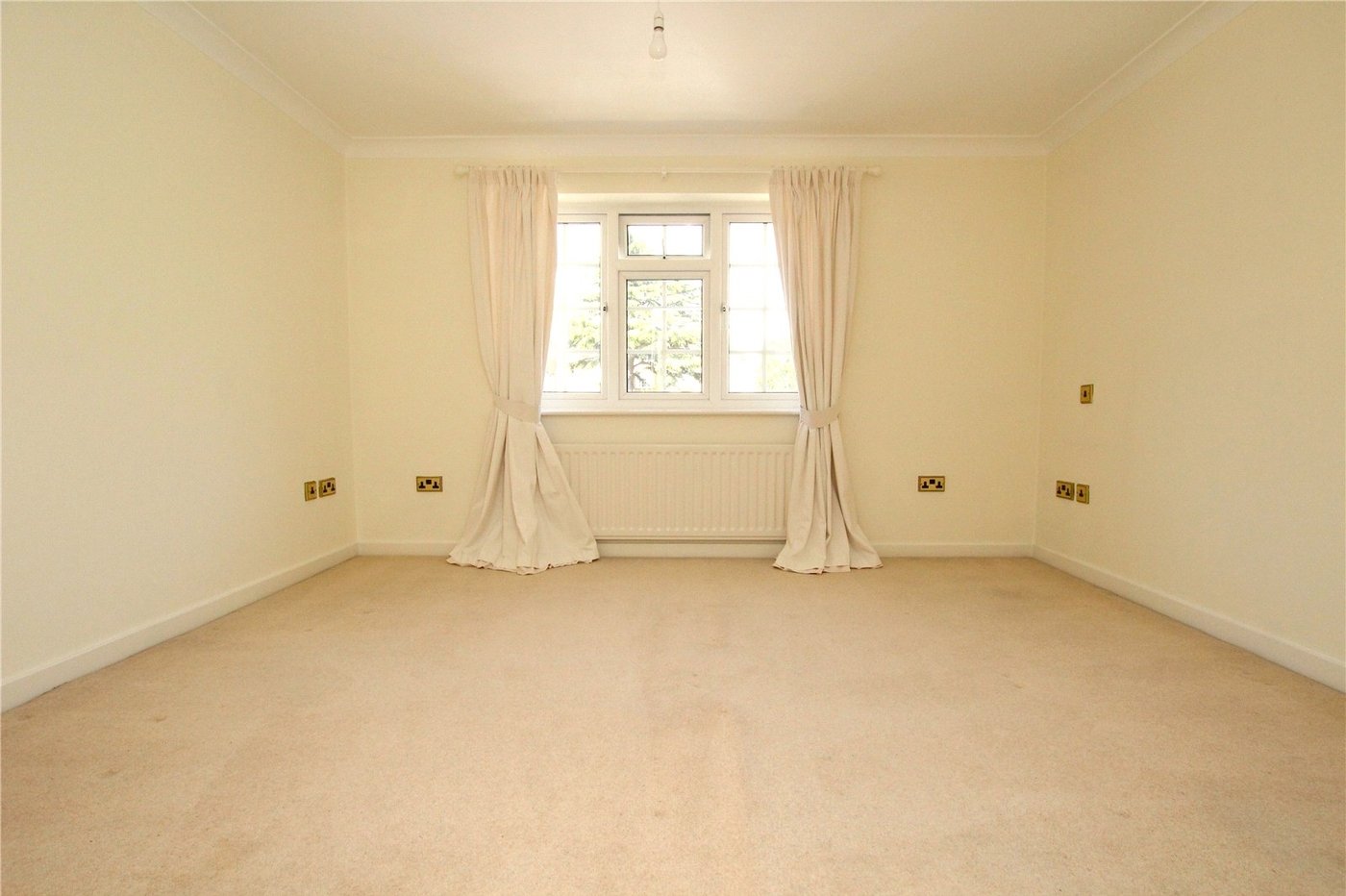 3 bedroom house for sale in Shooters Hill | Robinson Jackson