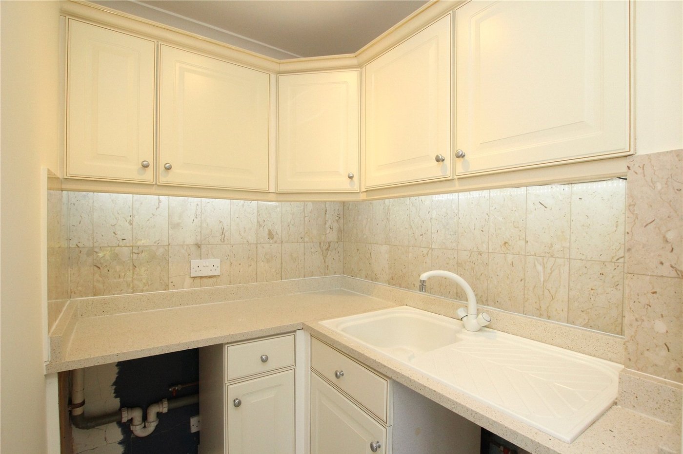3 bedroom house for sale in Shooters Hill | Robinson Jackson