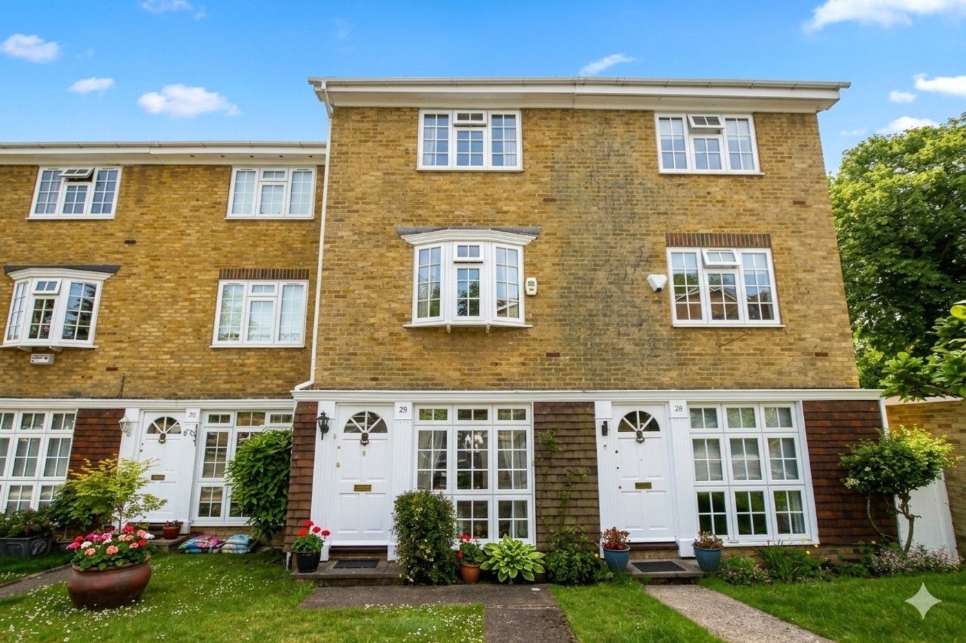 3 bedroom house for sale in Shooters Hill | Robinson Jackson