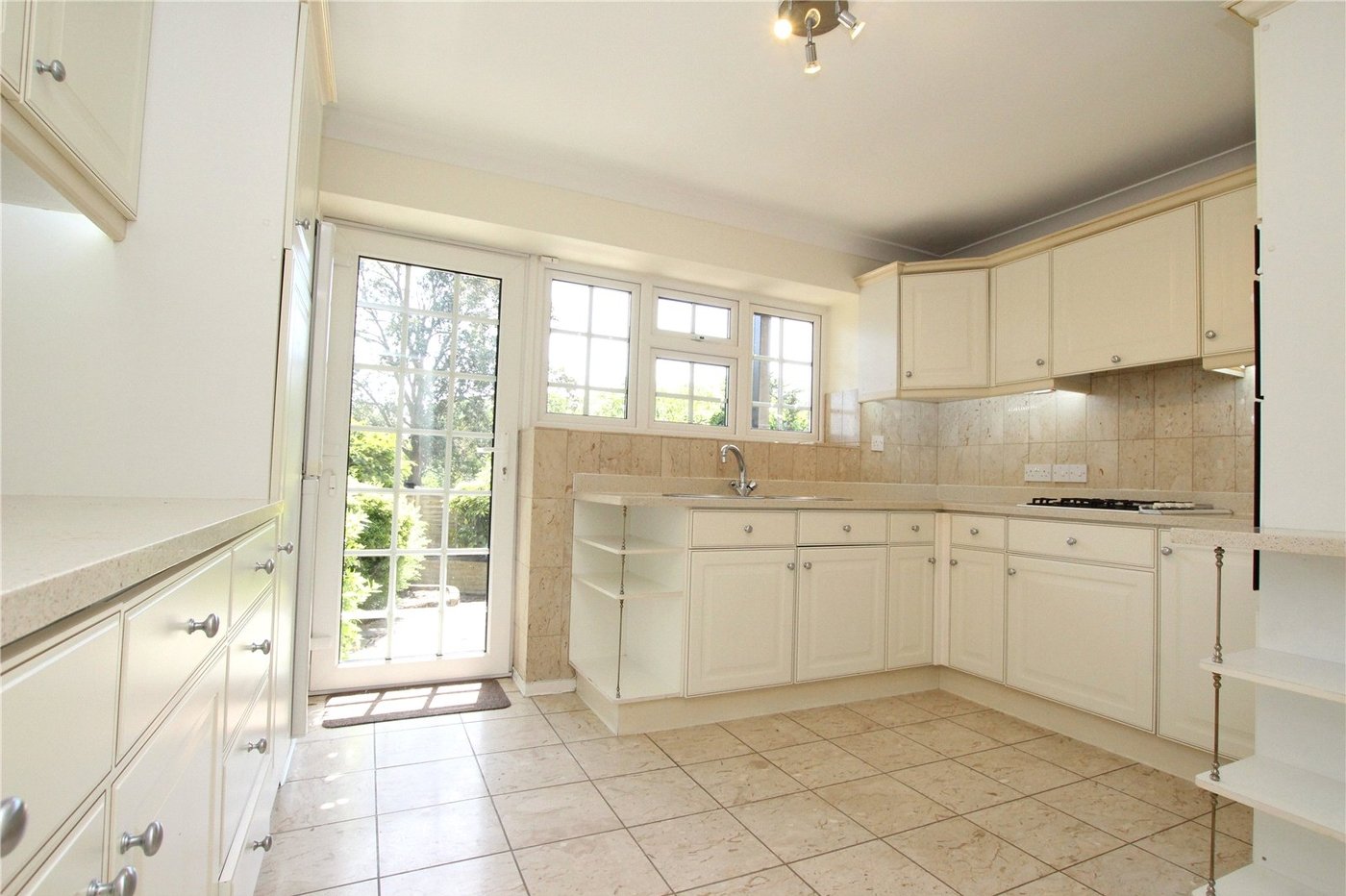 3 bedroom house for sale in Shooters Hill | Robinson Jackson