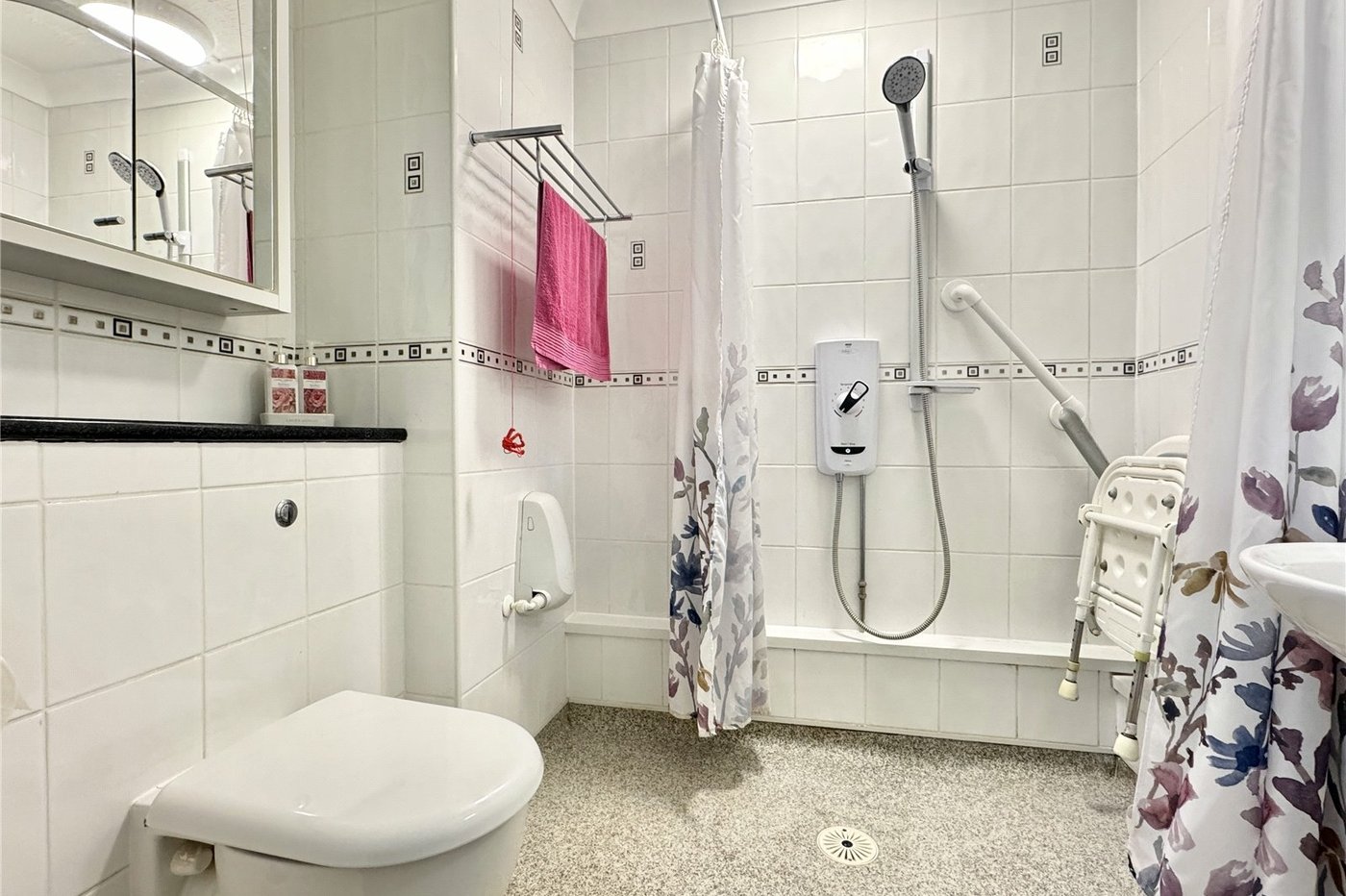 1 bedroom property for sale in Oakleigh Close | Robinson Jackson