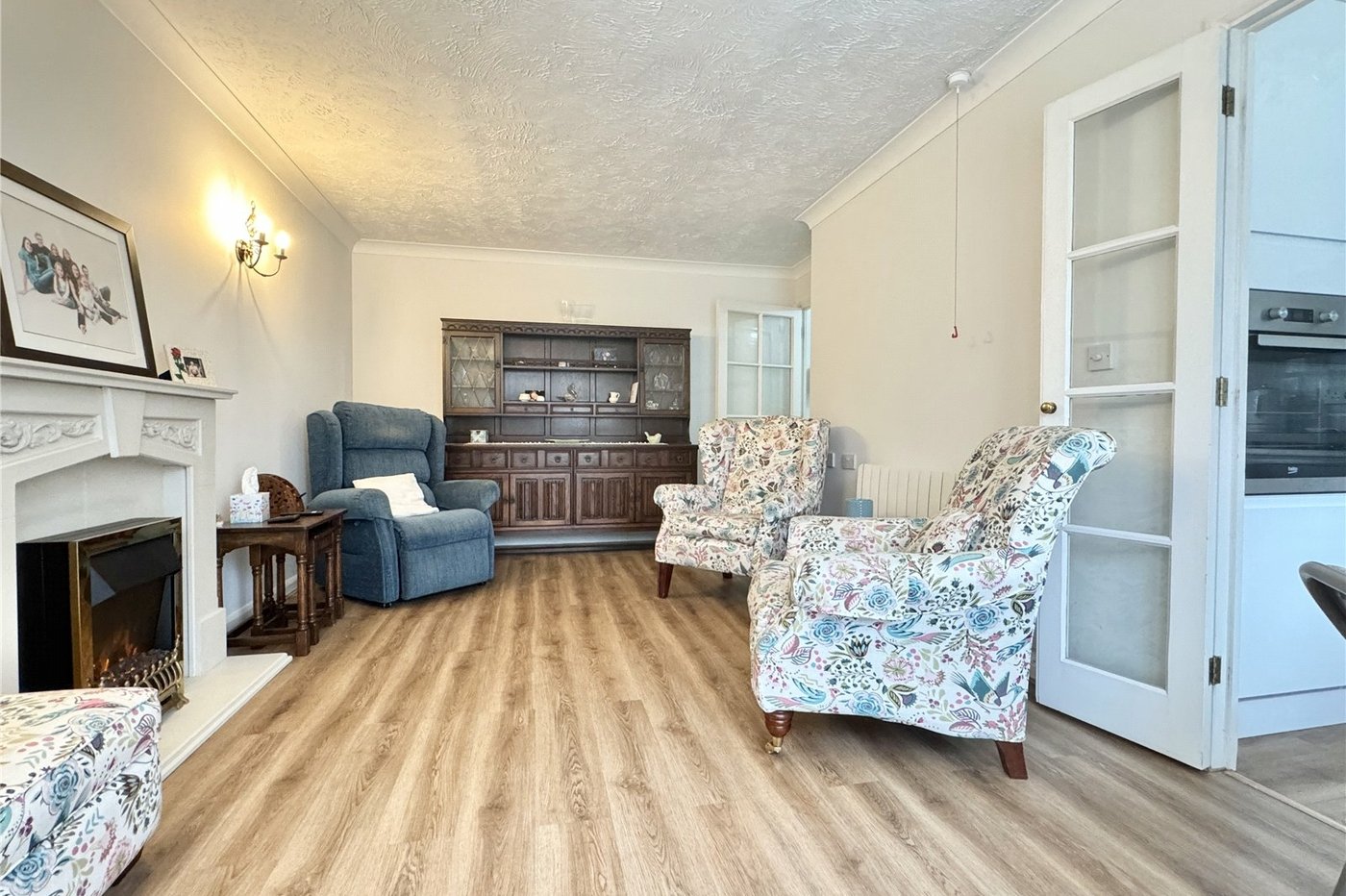 1 bedroom property for sale in Oakleigh Close | Robinson Jackson