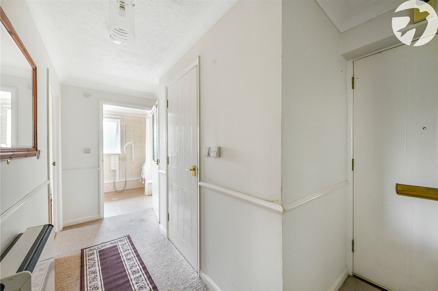 2 bedroom property for sale in Oakleigh Close | Robinson Jackson