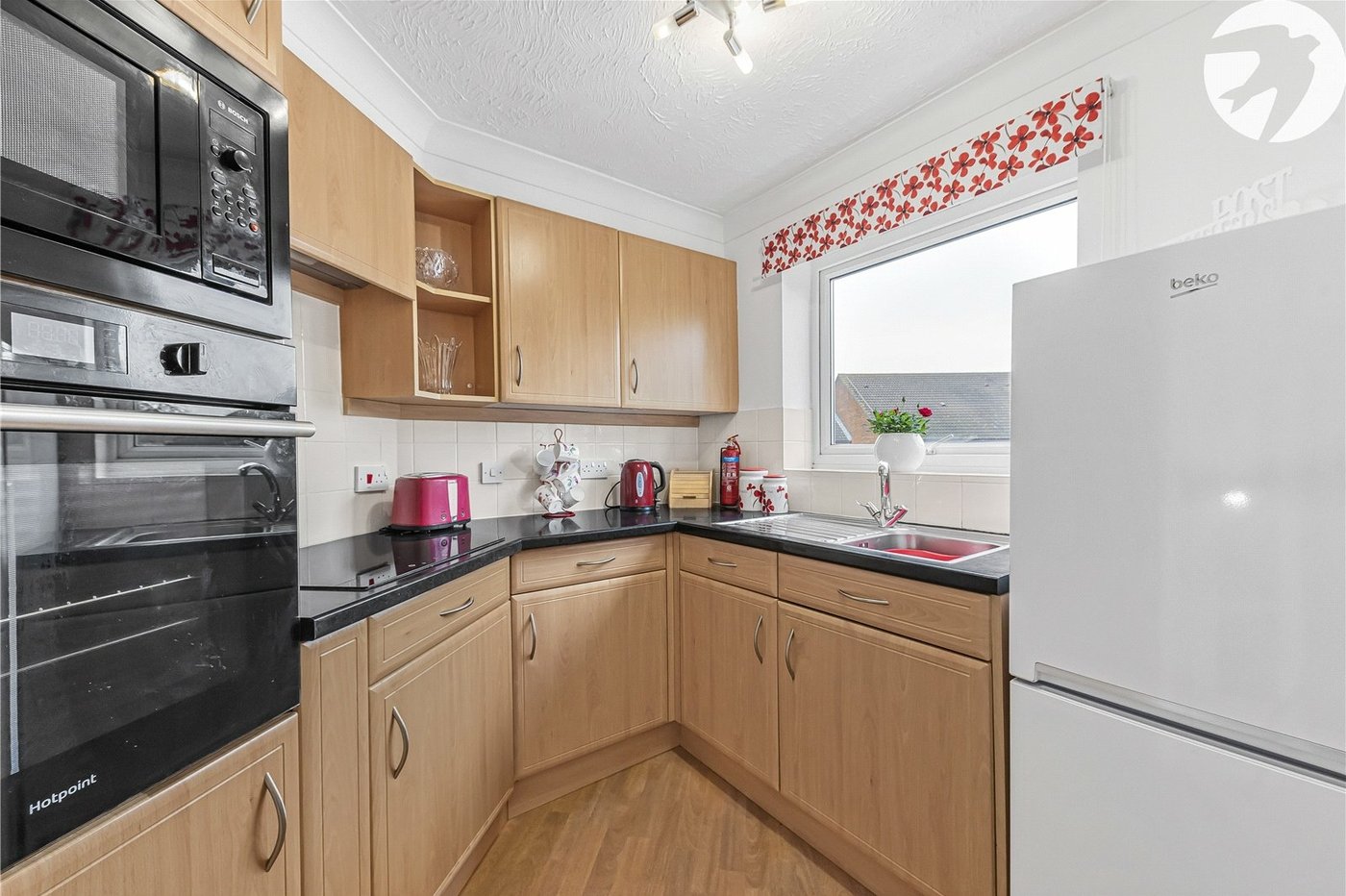 1 bedroom property for sale in Oakleigh Close | Robinson Jackson