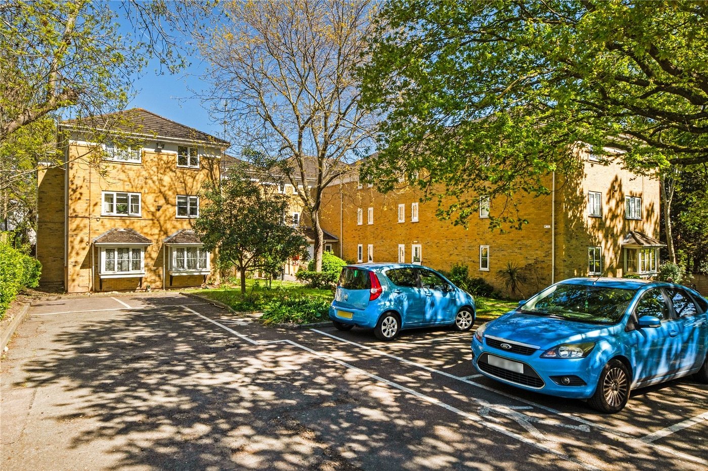 2 bedroom property for sale in Sydenham | Robinson Jackson