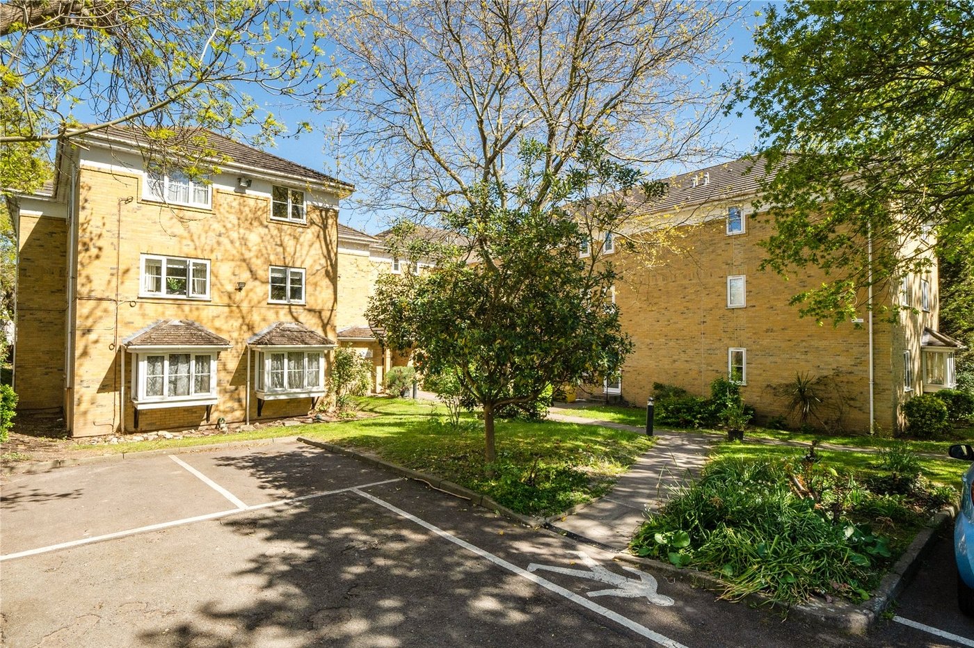 2 bedroom property for sale in Sydenham | Robinson Jackson