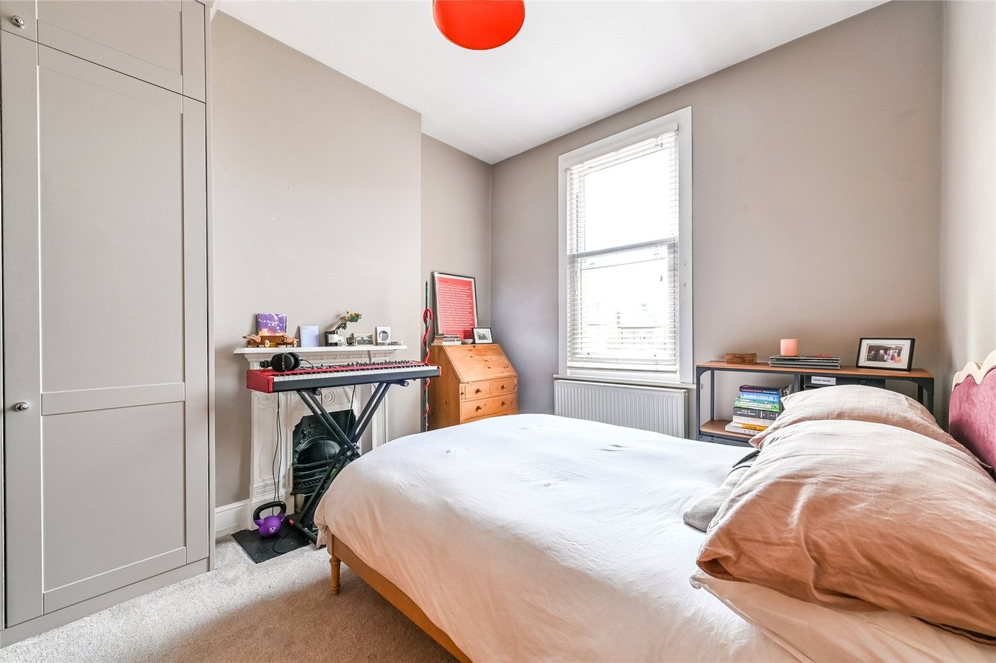 2 bedroom property for sale in Gravesend | Robinson Michael & Jackson