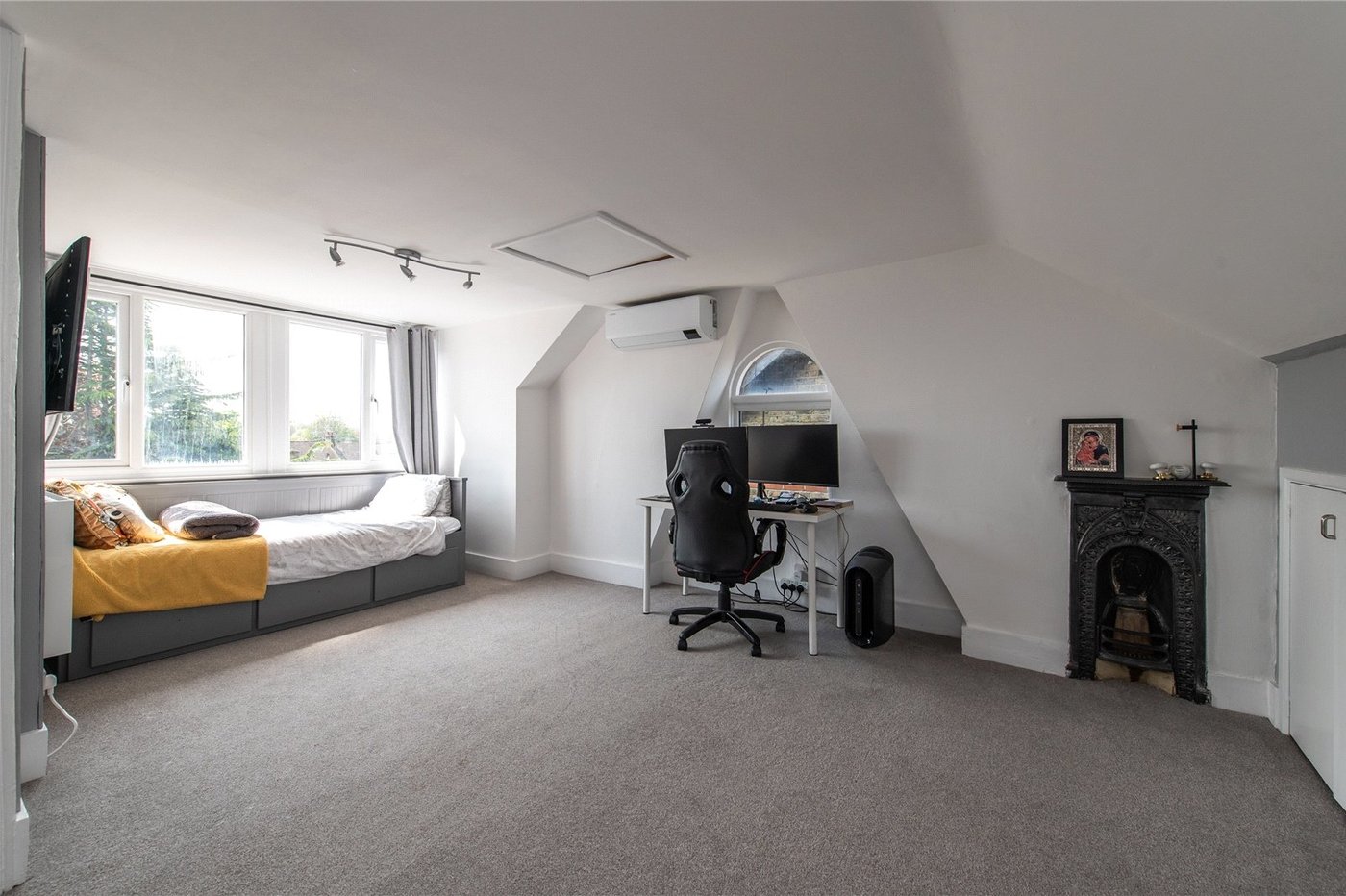 4 bedroom house for sale in Gravesend | Robinson Michael & Jackson