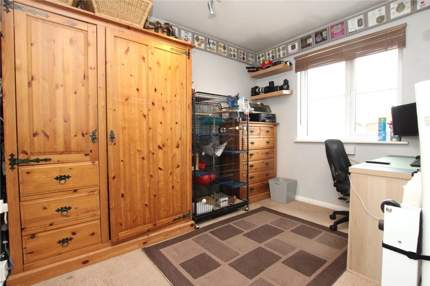 2 bedroom house for sale in West Thamesmead | Robinson Jackson