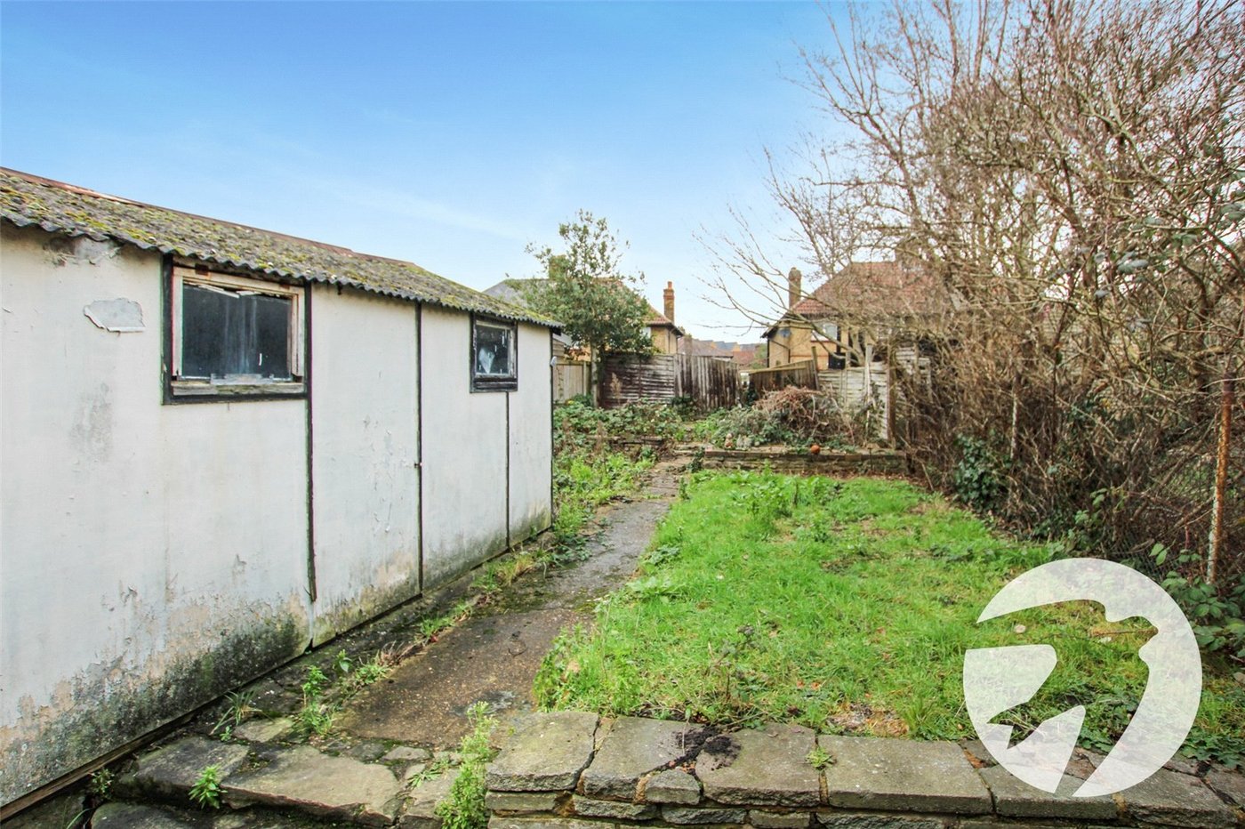 3 bedroom house for sale in London | Robinson Jackson