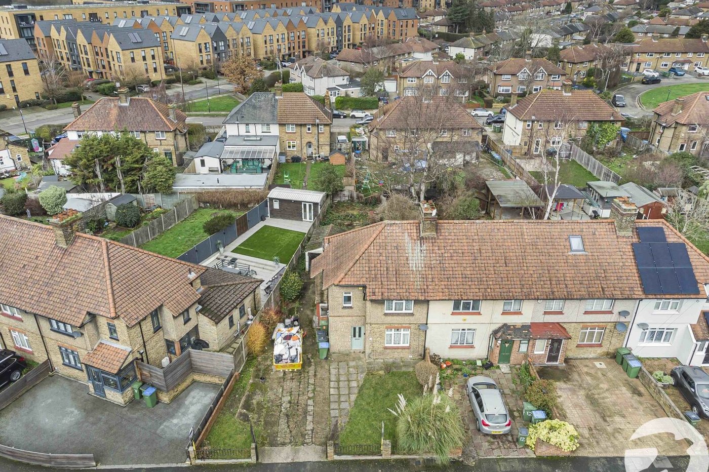 3 bedroom house for sale in London | Robinson Jackson