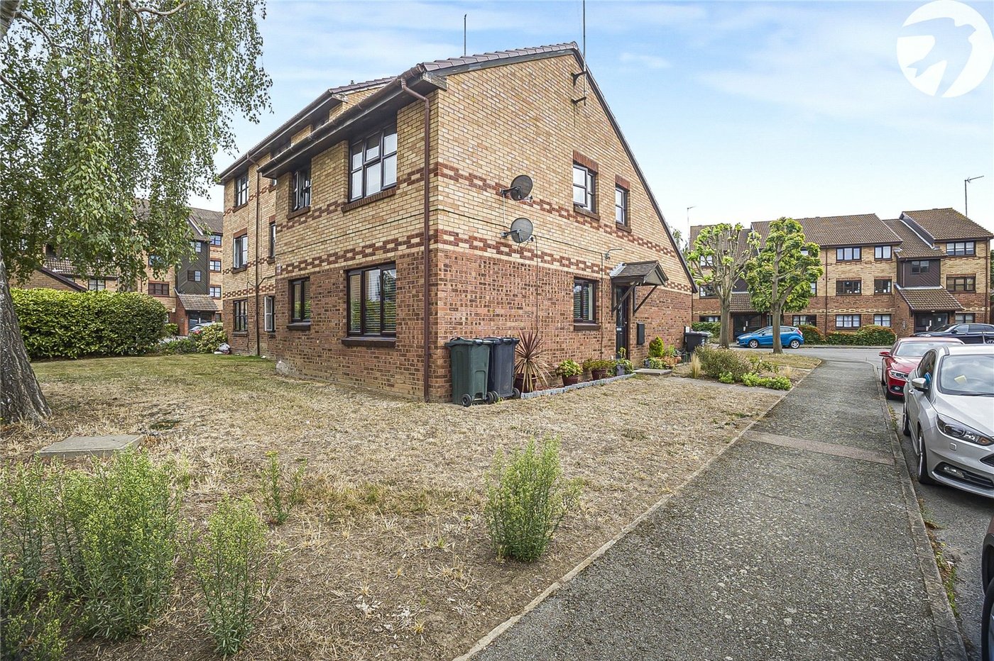 2 bedroom property for sale in Dartford | Robinson Jackson