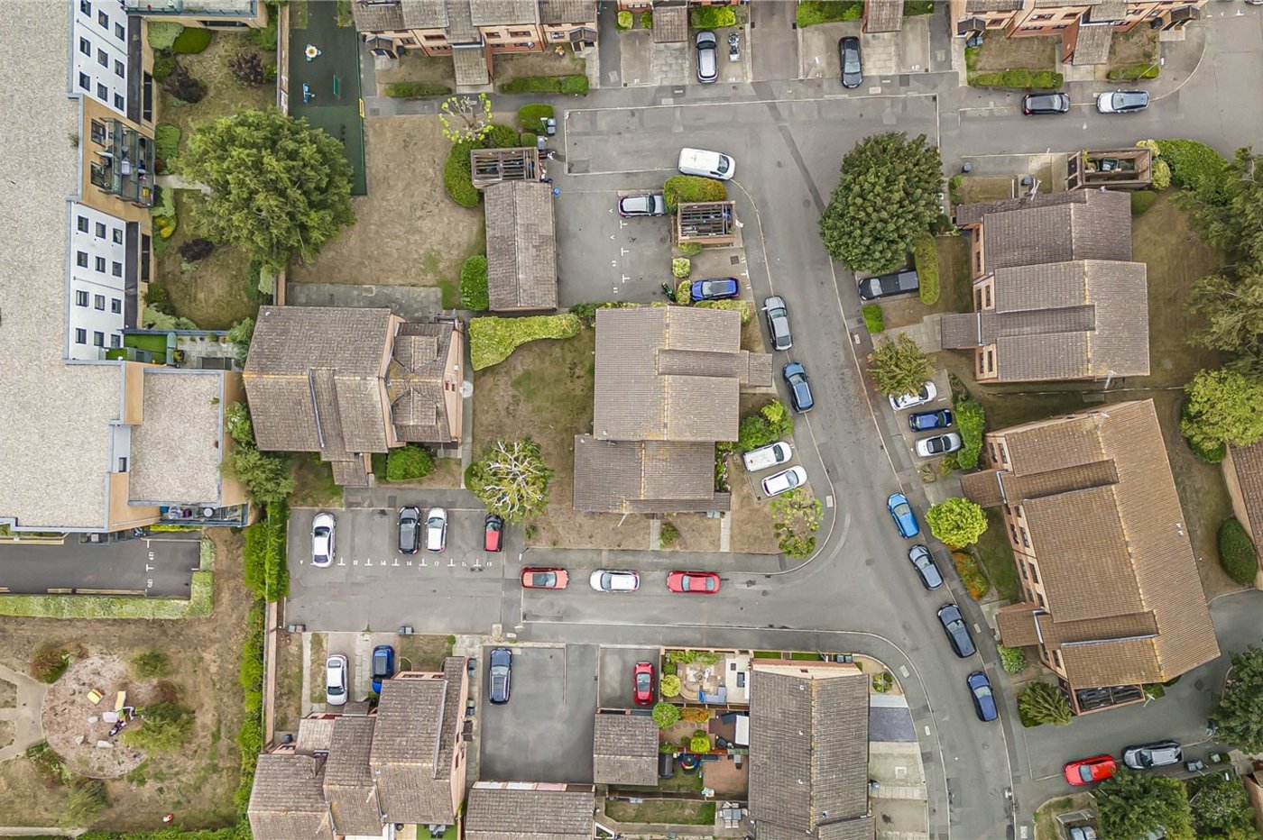 2 bedroom property for sale in Dartford | Robinson Jackson