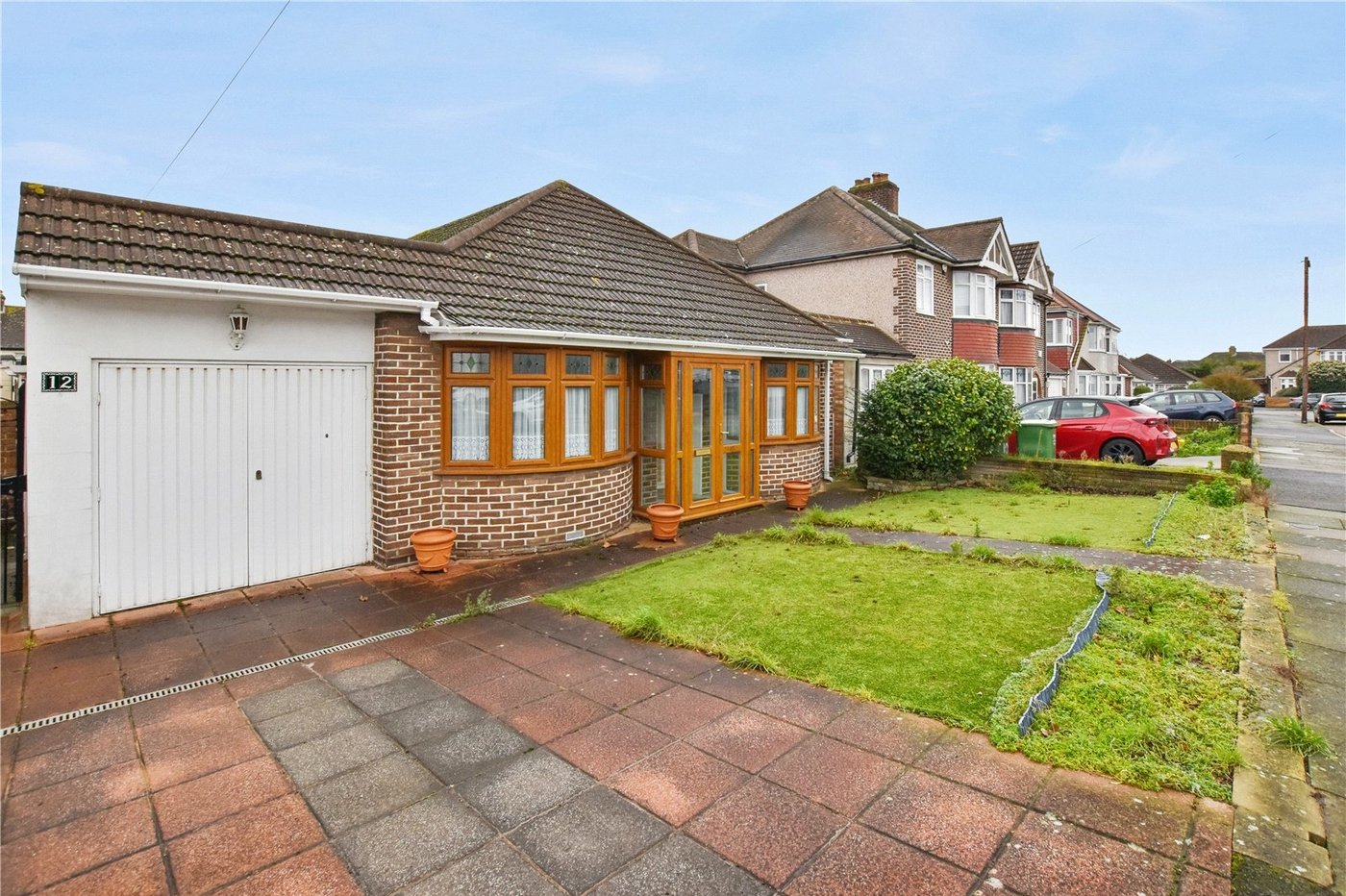 3 bedroom bungalow for sale in Bexleyheath | Robinson Jackson
