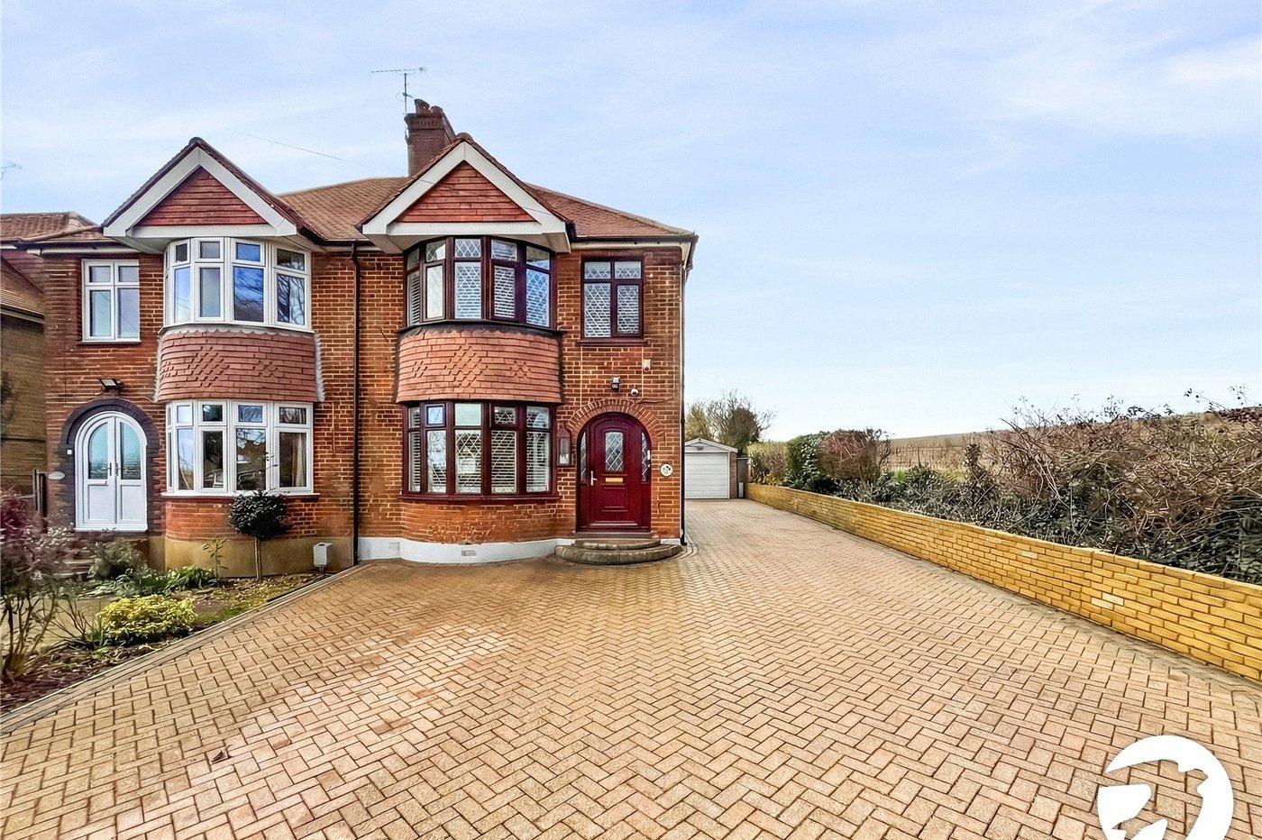 3 bedroom house for sale in Bobbing | Robinson Michael & Jackson