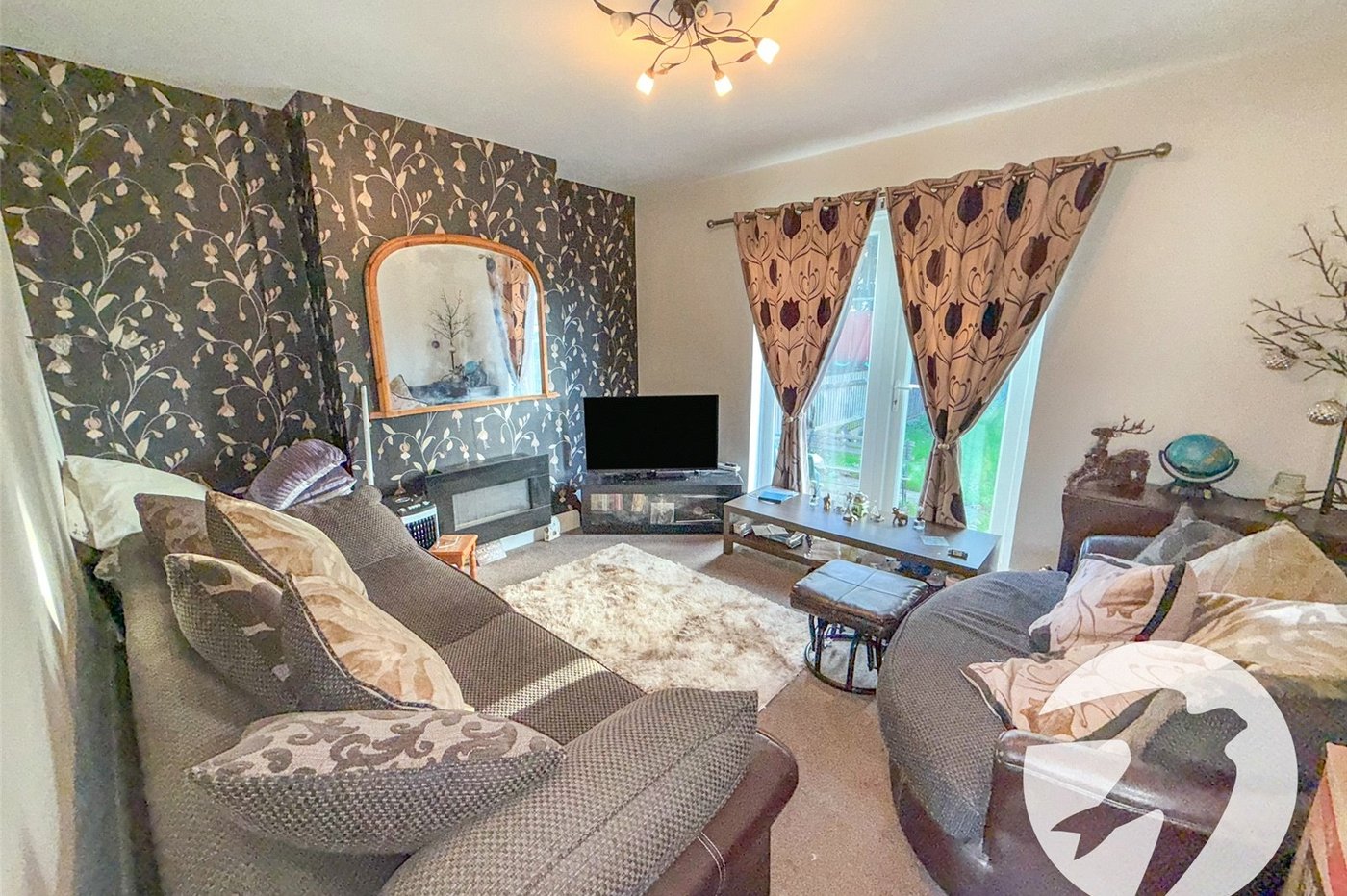 3 bedroom house for sale in London | Robinson Jackson