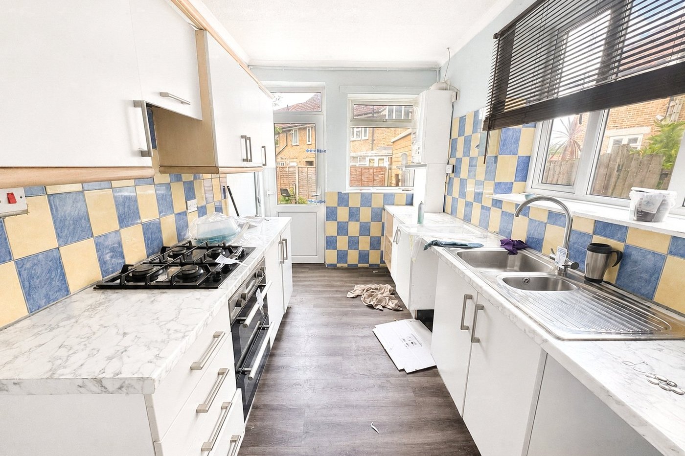 3 bedroom house for sale in London | Robinson Jackson