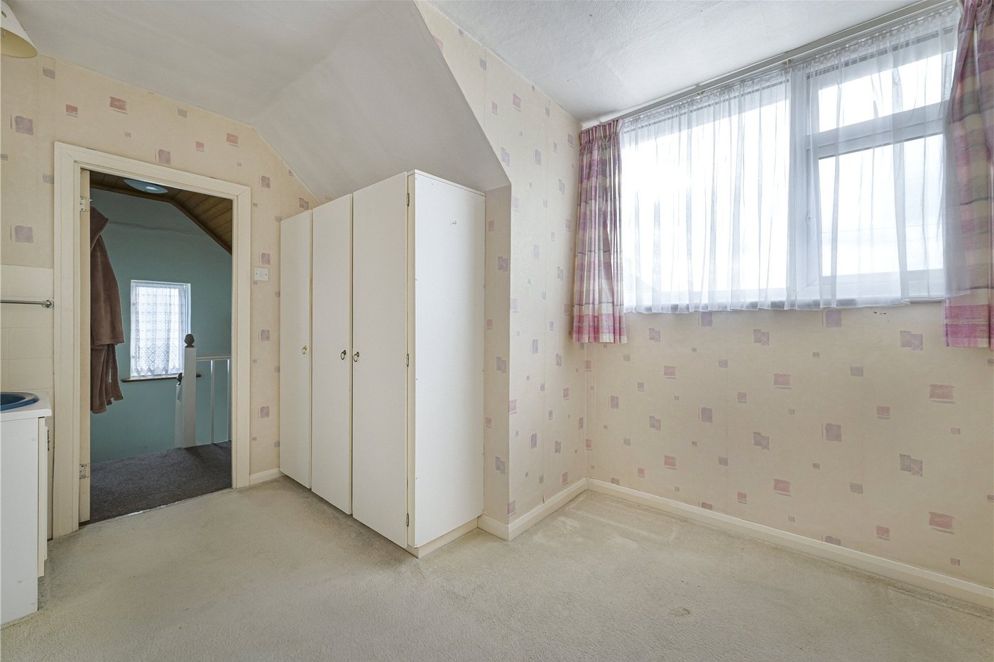 2 bedroom house for sale in West Dartford | Robinson Jackson