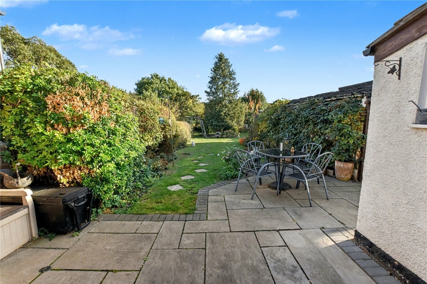 3 bedroom bungalow for sale in Bexleyheath | Robinson Jackson