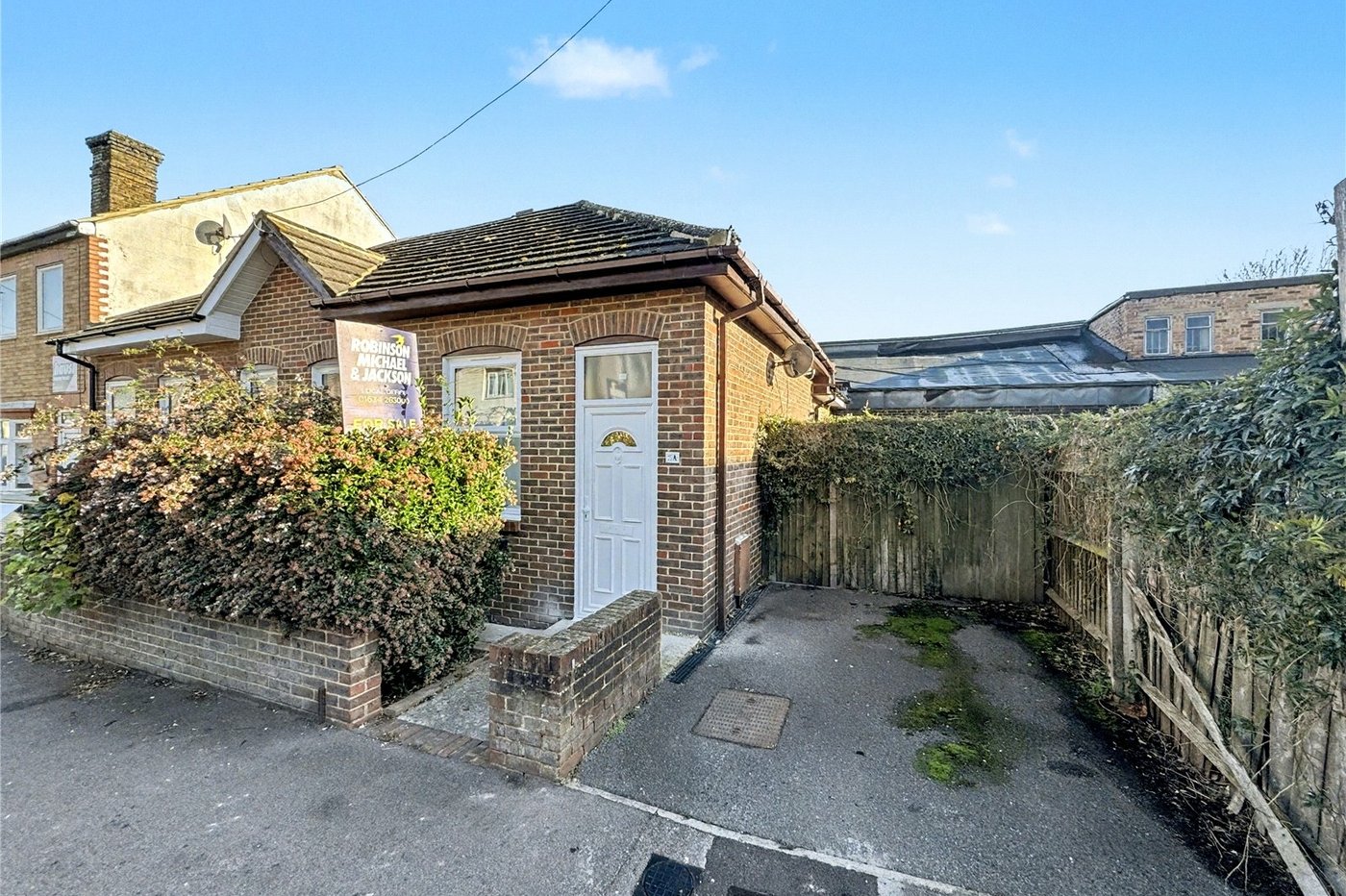 1 bedroom bungalow for sale in Gillingham | Robinson Michael & Jackson