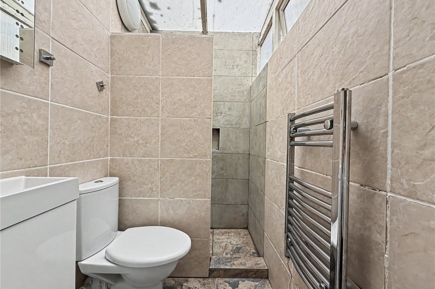 2 bedroom house for sale in Gillingham | Robinson Michael & Jackson