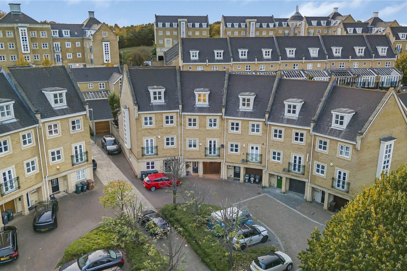 4 bedroom house for sale in Greenhithe | Robinson Jackson