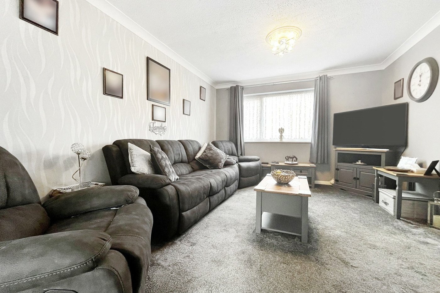 3 bedroom house for sale in Walderslade | Robinson Michael & Jackson