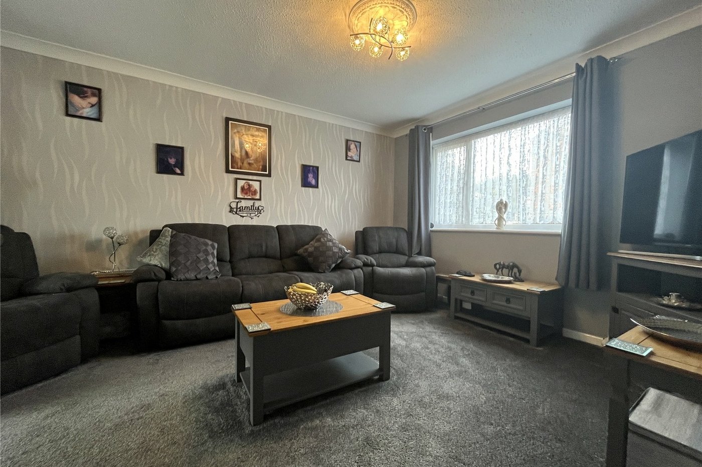 3 bedroom house for sale in Walderslade | Robinson Michael & Jackson