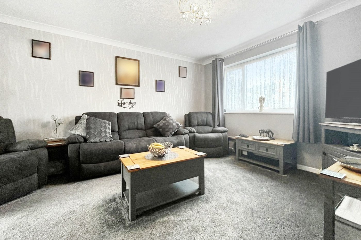 3 bedroom house for sale in Walderslade | Robinson Michael & Jackson