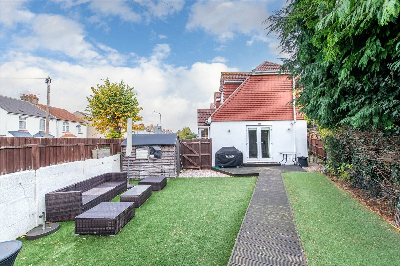 4 bedroom house for sale in Gravesend | Robinson Michael & Jackson