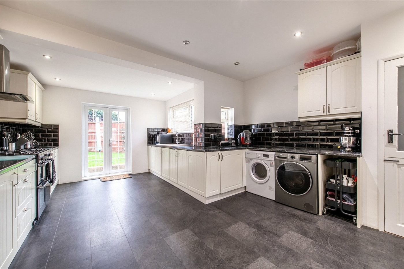 4 bedroom house for sale in Gravesend | Robinson Michael & Jackson