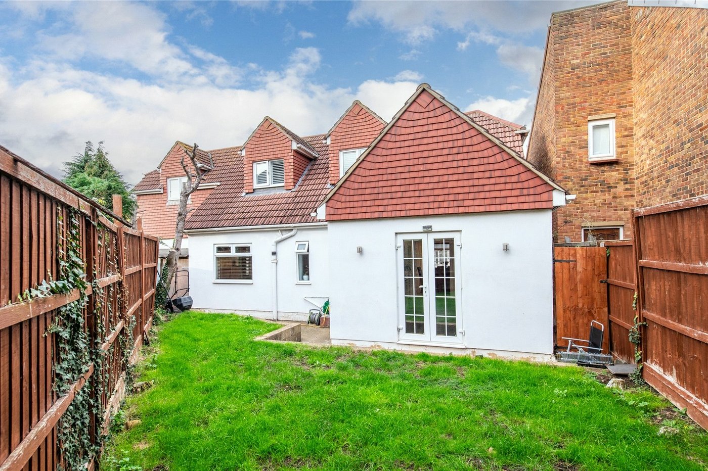 4 bedroom house for sale in Gravesend | Robinson Michael & Jackson