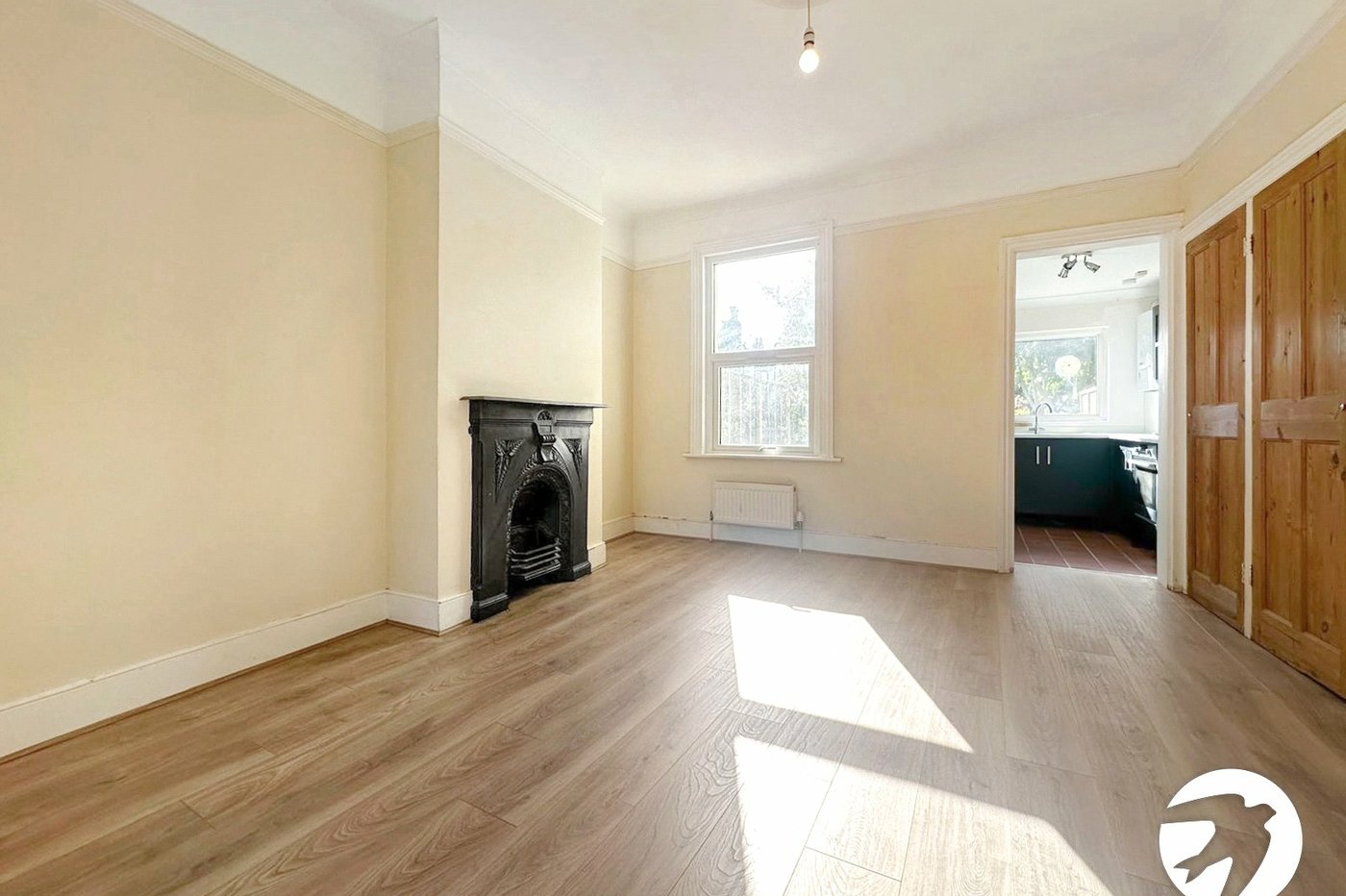 2 bedroom house for sale in Plumstead Common | Robinson Jackson