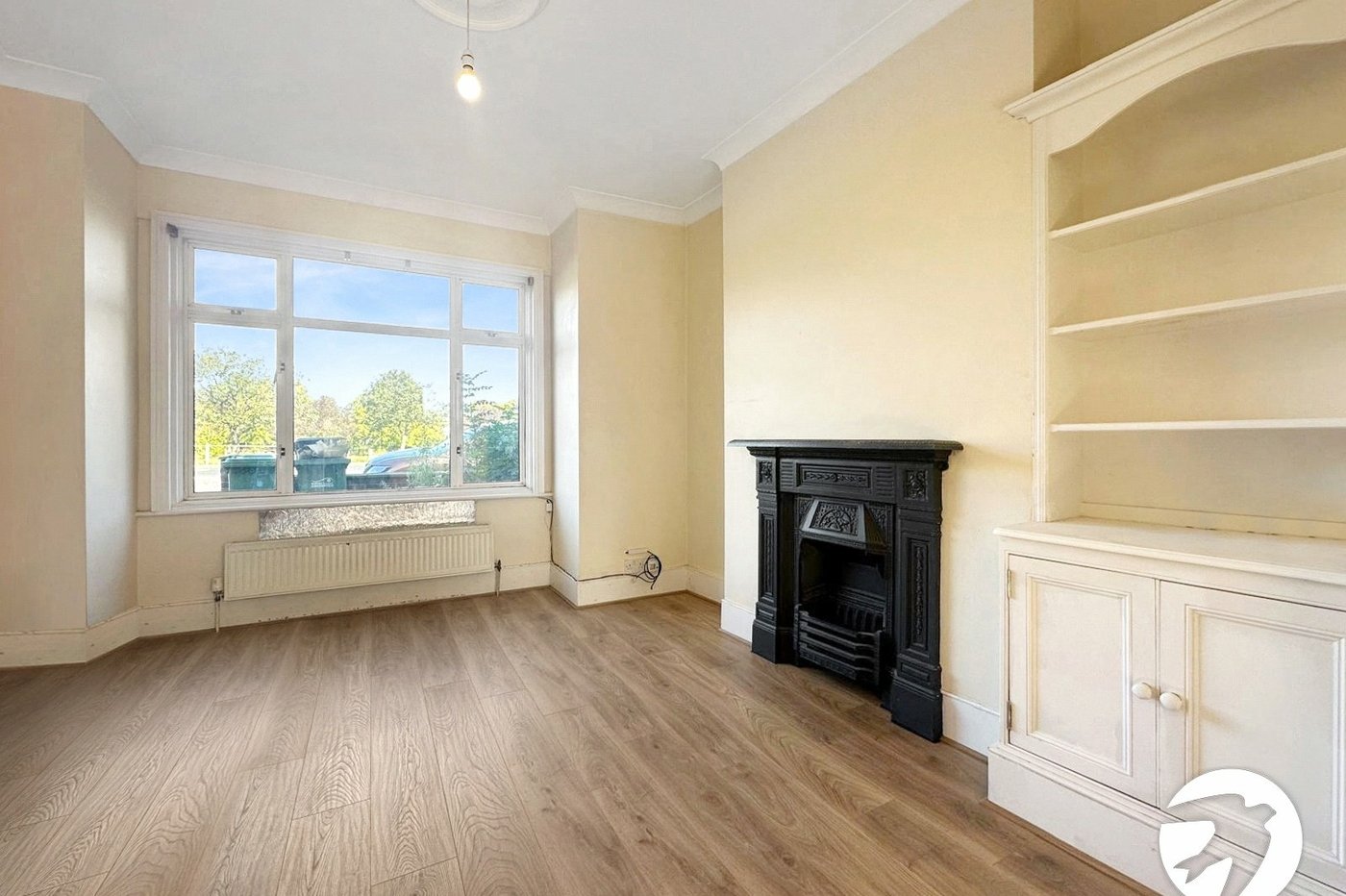 2 bedroom house for sale in Plumstead Common | Robinson Jackson