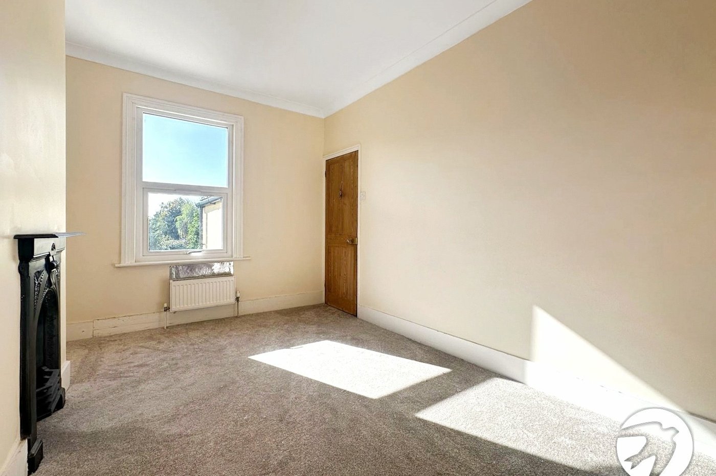 2 bedroom house for sale in Plumstead Common | Robinson Jackson