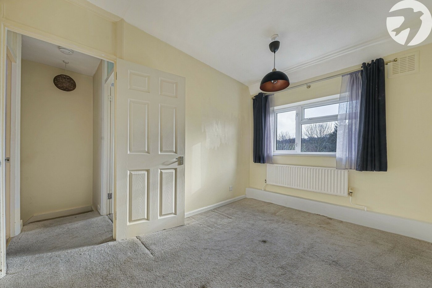 3 bedroom house for sale in London | Robinson Jackson