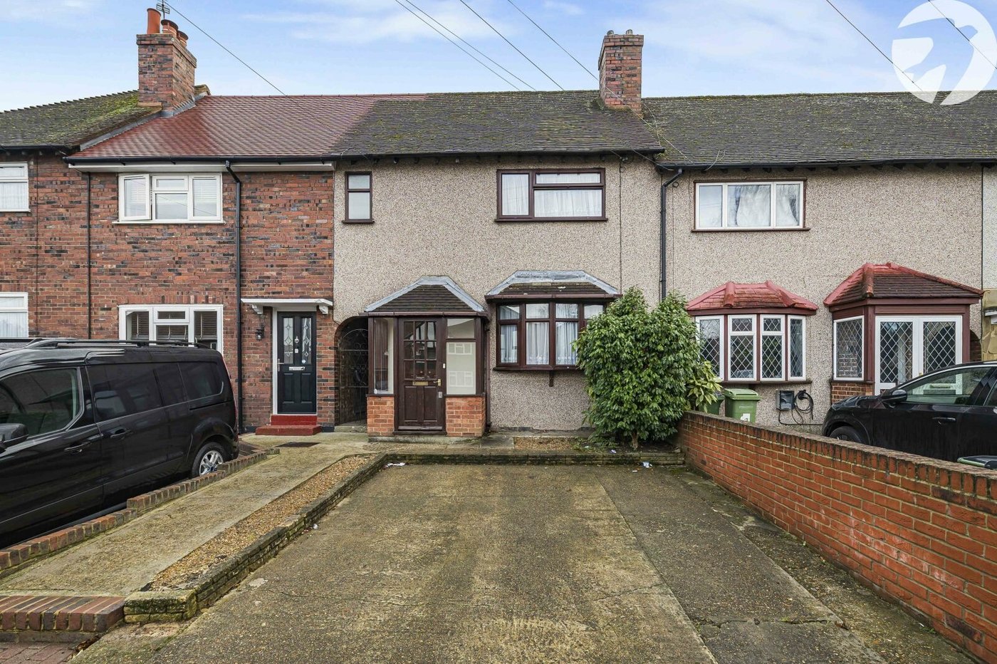 3 bedroom house for sale in London | Robinson Jackson